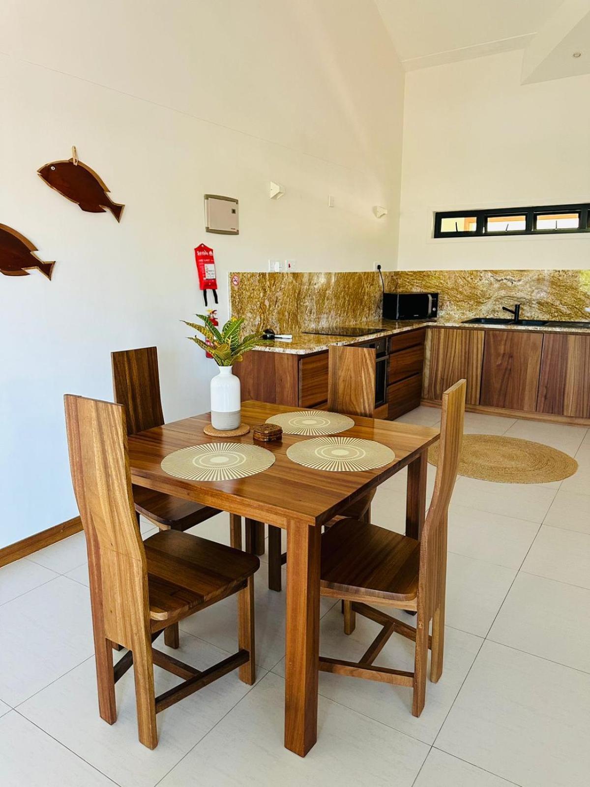 Lodoicea Apartments Μπελ Όμπρε Εξωτερικό φωτογραφία